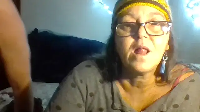 Snapshot of DOLCECOPPIA2025 chatting on 12/19/25, 03:35 DOLCECOPPIA2025 online show from 12/19/25, 03:35