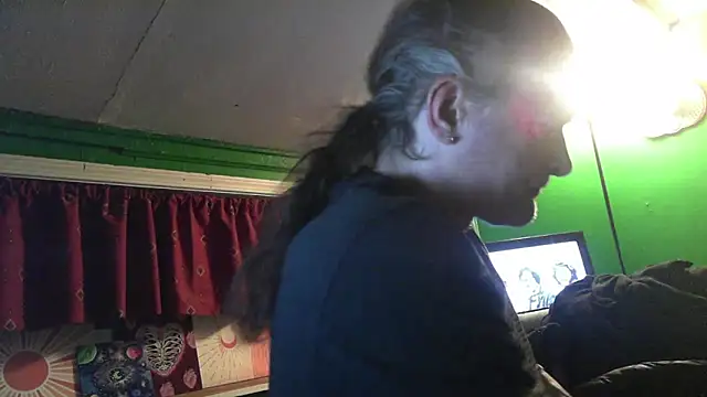 HippieDad333 online show from 02/02/26, 12:09