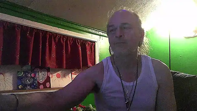 HippieDad333 online show from 02/04/26, 06:41