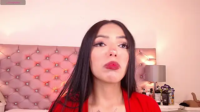 Snapshot of Liv20_ chatting on 12/01/25, 12:48 Liv20 online show from 12/01/25, 12:48