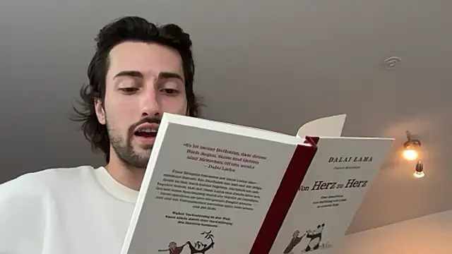 Snapshot of Passion-Frucht chatting on 09/27/25, 10:53 Passion-Frucht online show from 09/27/25, 10:53