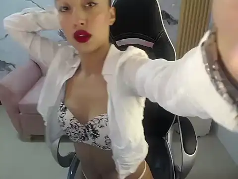 Branndy ch online show from 10/29/25, 02:19