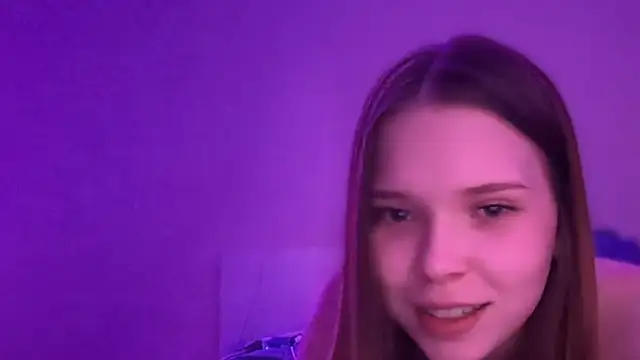 Snapshot of CandysRose chatting on 09/24/25, 12:14 CandysRose online show from 09/24/25, 12:14