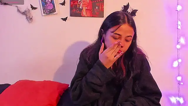 Snapshot of Dirty_Pleasure69 chatting on 10/22/25, 10:31 Dirty Pleasure69 online show from 10/22/25, 10:31