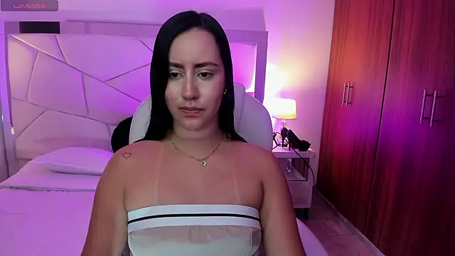 Snapshot of Natasha_Kiim_ chatting on 03/09/26, 04:38 Natasha Kiim online show from 03/09/26, 04:38