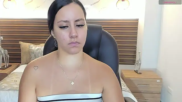Snapshot of Natasha_Kiim_ chatting on 04/22/26, 04:59 Natasha Kiim online show from 04/22/26, 04:59
