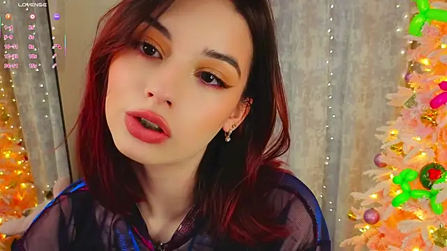 LunaraRada online show from 01/10/26, 04:09