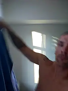 Snapshot of Ando1992 chatting on 11/22/25, 08:02 Ando1992 online show from 11/22/25, 08:02