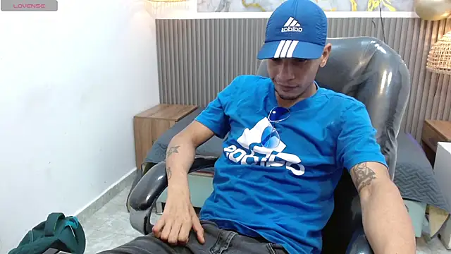 JackBanger  online show from 10/18/25, 04:19