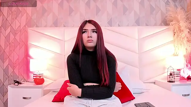 Snapshot of Charlotte_hall_ chatting on 10/29/25, 03:42 Charlotte hall online show from 10/29/25, 03:42