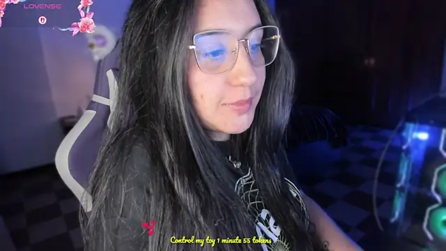 Snapshot of tellmemaddie chatting on 07/15/26, 12:05 tellmemaddie online show from 07/15/26, 12:05
