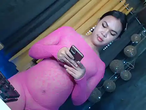 itsme karina5 online show from 10/17/25, 11:40