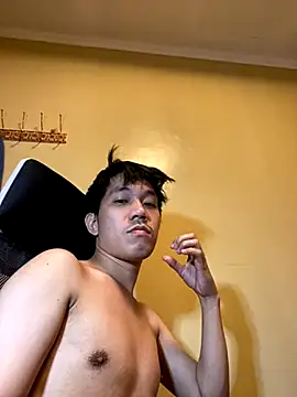 asian guy 69 online show from 11/18/25, 02:54