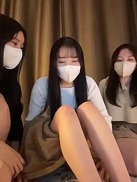 Snapshot of NINOoHard-Engine chatting on 03/08/26, 03:05 NINOoHard-Engine online show from 03/08/26, 03:05