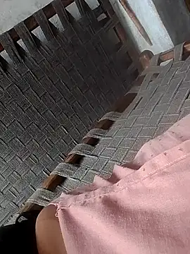 Cuty nensi online show from 09/28/25, 05:02