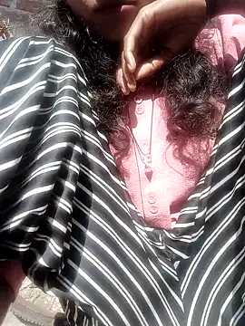 Cuty nensi online show from 11/20/25, 03:18