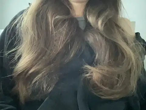 kisssangel online show from 10/28/25, 06:50