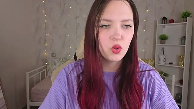 Monica  Queen online show from 05/16/26, 05:37