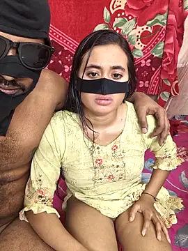 Love Queen11 online show from 11/18/25, 04:33