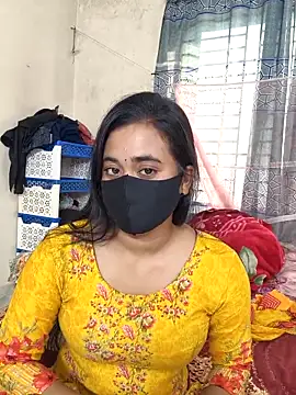 Love Queen11 online show from 12/16/25, 08:19