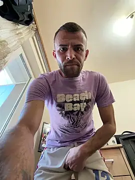 Snapshot of sexyman1936 chatting on 12/18/25, 06:08 sexyman1936 online show from 12/18/25, 06:08