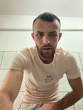 Snapshot of sexyman1936 chatting on 01/16/26, 10:19 sexyman1936 online show from 01/16/26, 10:19