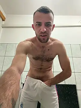 Snapshot of sexyman1936 chatting on 02/05/26, 09:36 sexyman1936 online show from 02/05/26, 09:36