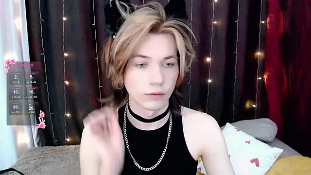 Snapshot of evan_reinhart chatting on 11/09/25, 01:59 evan reinhart online show from 11/09/25, 01:59