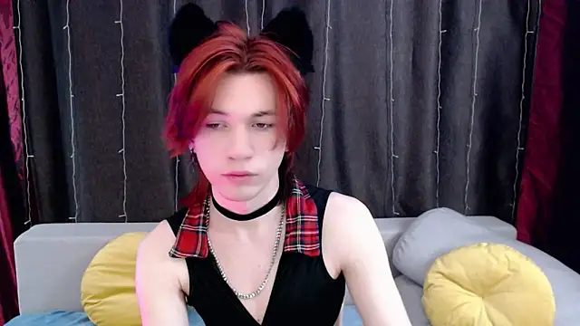 Snapshot of evan_reinhart chatting on 11/30/25, 08:02 evan reinhart online show from 11/30/25, 08:02