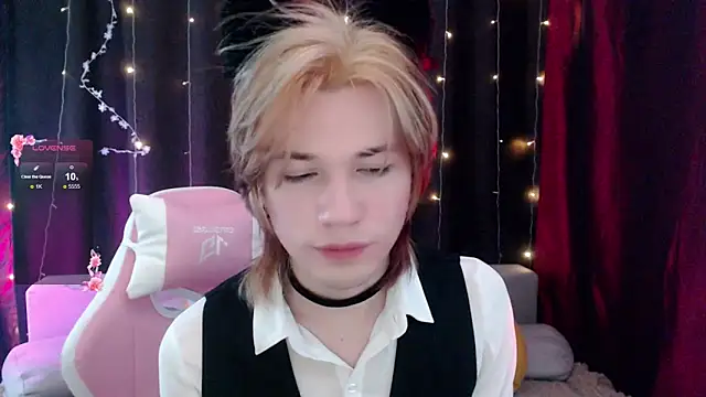 Snapshot of evan_reinhart chatting on 01/13/26, 04:51 evan reinhart online show from 01/13/26, 04:51