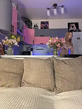 Crystal Neko online show from 05/06/26, 10:59