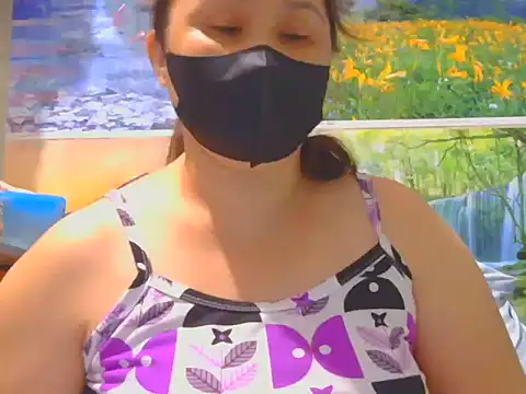 Kimkhaepretty online show from 11/16/25, 01:39