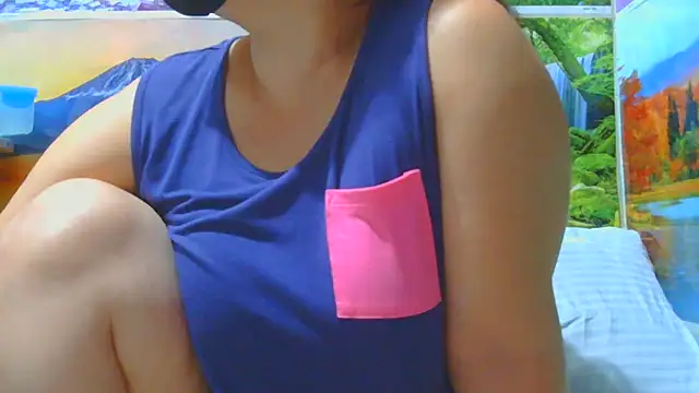 Kimkhaepretty online show from 11/18/25, 02:43