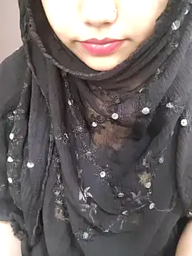 Snapshot of Miss_Rose__ chatting on 03/18/26, 04:37 Miss Rose online show from 03/18/26, 04:37