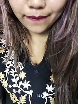 Snapshot of Miss_Rose__ chatting on 03/19/26, 05:39 Miss Rose online show from 03/19/26, 05:39