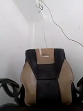 Snapshot of LesserUpset chatting on 03/24/26, 04:39 LesserUpset online show from 03/24/26, 04:39