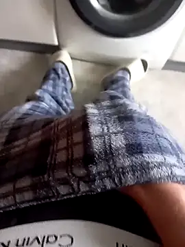 Snapshot of ruiiizz chatting on 04/01/26, 04:04 ruiiizz online show from 04/01/26, 04:04