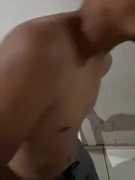 Snapshot of Franminga chatting on 10/16/25, 12:00 Franminga online show from 10/16/25, 12:00