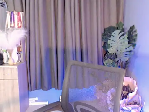 Snapshot of Asian_briee143xx chatting on 03/01/26, 03:58 Asian briee143xx online show from 03/01/26, 03:58