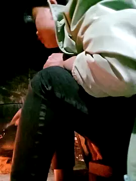 Snapshot of Samyy_xx chatting on 03/18/26, 12:25 Samyy xx online show from 03/18/26, 12:25