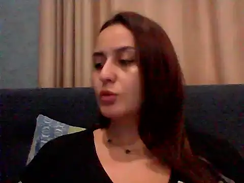 Venoraye online show from 10/27/25, 07:34
