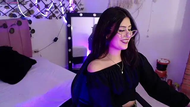 isa bunny18 online show from 11/03/25, 04:25