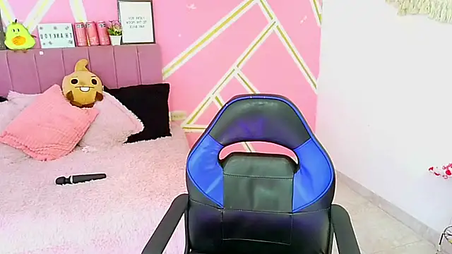 isa bunny18 online show from 02/28/26, 08:54