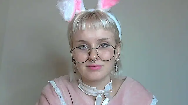 Paradoxy  online show from 10/20/25, 06:30