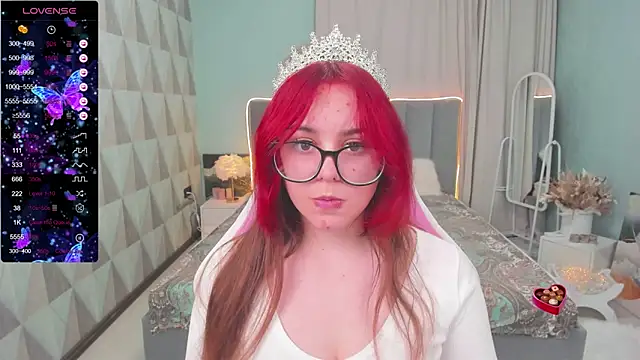 Snapshot of Monaco_Sun chatting on 09/30/25, 06:13 Monaco Sun online show from 09/30/25, 06:13