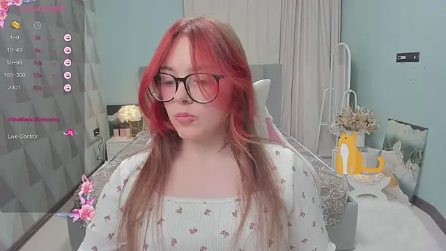 Snapshot of Monaco_Sun chatting on 10/14/25, 06:09 Monaco Sun online show from 10/14/25, 06:09