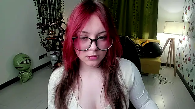 Snapshot of Monaco_Sun chatting on 11/02/25, 06:32 Monaco Sun online show from 11/02/25, 06:32