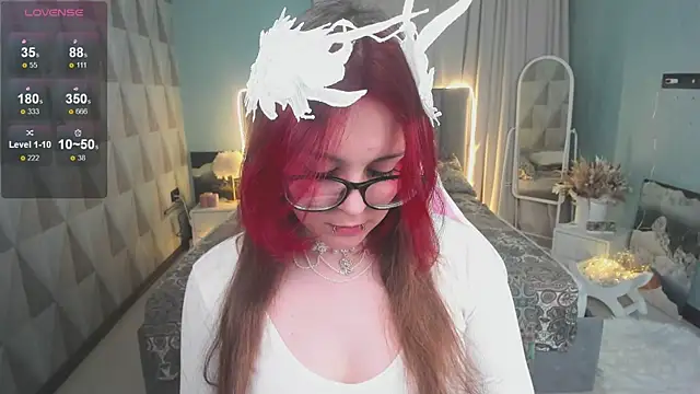 Snapshot of Monaco_Sun chatting on 11/04/25, 06:18 Monaco Sun online show from 11/04/25, 06:18