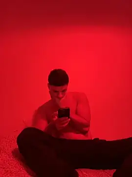 Gabrielrdsouza online show from 09/28/25, 10:48