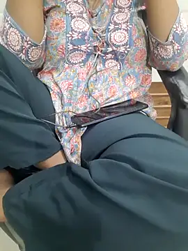 Minakshi 677 online show from 09/30/25, 05:18